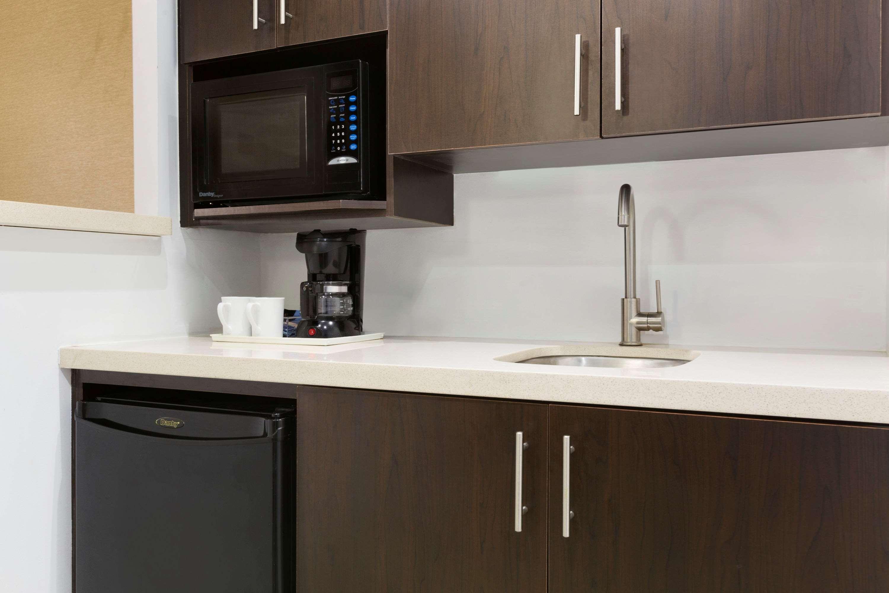 Travelodge By Wyndham Toronto East Eksteriør bilde