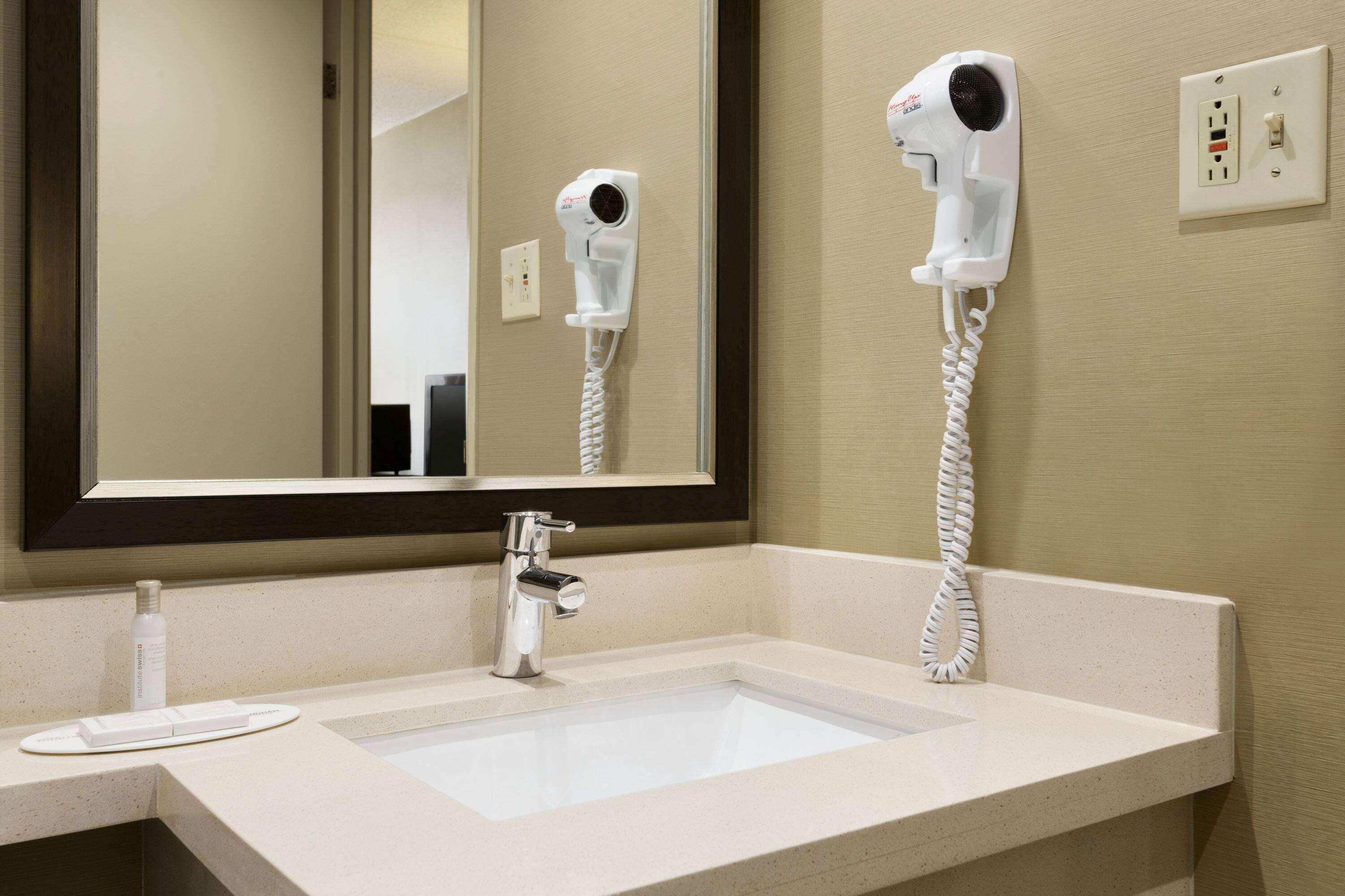 Travelodge By Wyndham Toronto East Eksteriør bilde