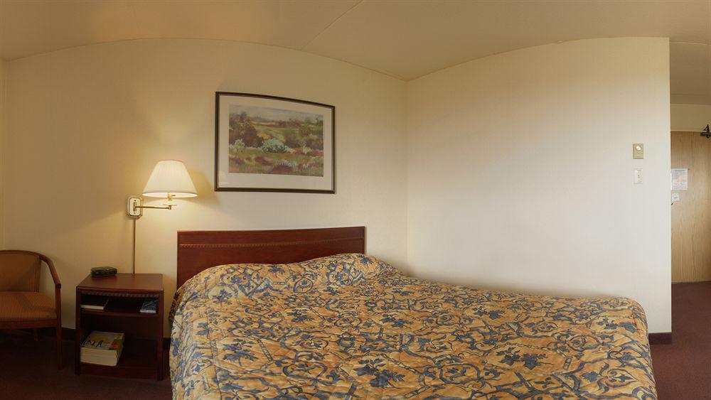 Travelodge By Wyndham Toronto East Eksteriør bilde